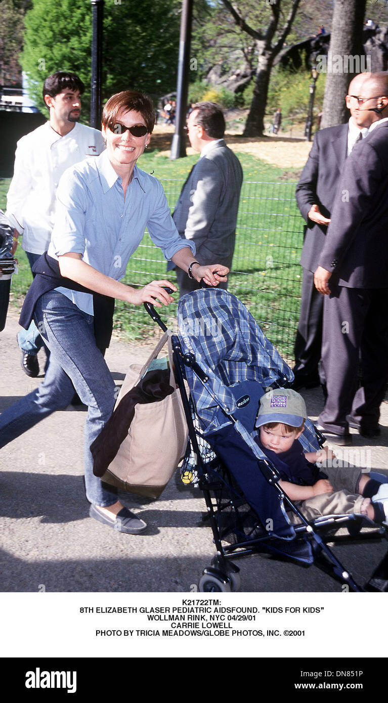 Le 28 avril 2001 - K21722TM :.8ÈME Elizabeth Glaser Pediatric AIDSFOUND. ''Les ENFANTS POUR LES ENFANTS'' Wollman Rink., NYC 04/29/01.CARRIE LOWELL. TRICIA MEADOWS/ 2001 (Crédit Image : © Globe Photos/ZUMAPRESS.com) Banque D'Images