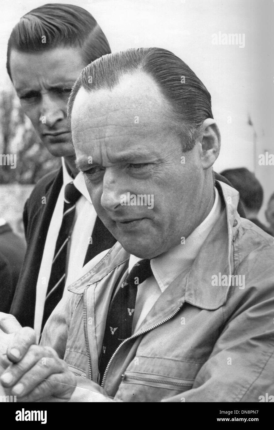 Donald Malcolm Campbell l'ECS était un disjoncteur qui a brisé le record de vitesse absolue huit records du monde de vitesse sur l'eau et sur terre dans les années 1950 et 1960. Banque D'Images