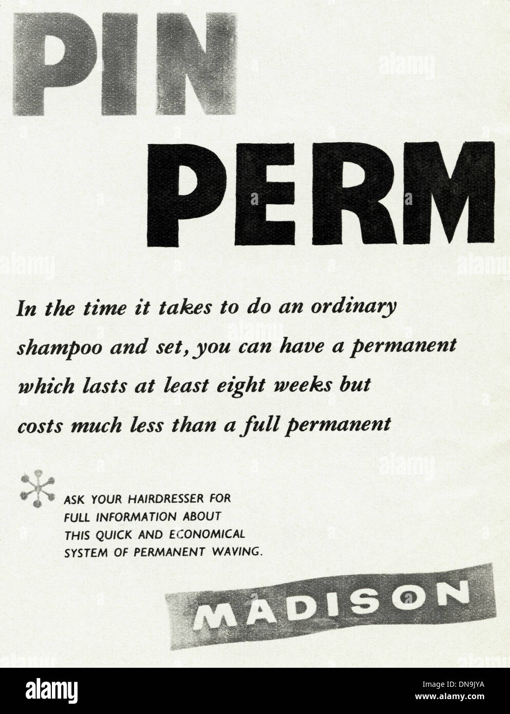 Années 1950, la publicité. Vintage original women's magazine de mode publicité pour borne PERM par Madison Banque D'Images