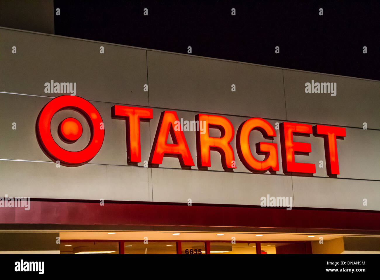 Un magasin Target à West Hills en Californie Banque D'Images