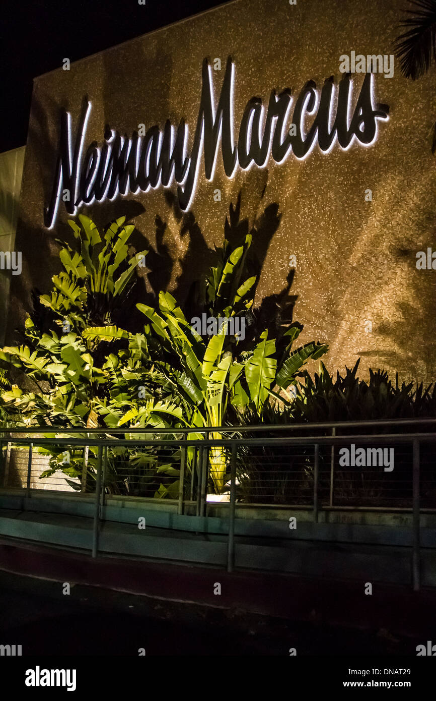 Le magasin Neiman Marcus à Woodland Hills en Californie Banque D'Images