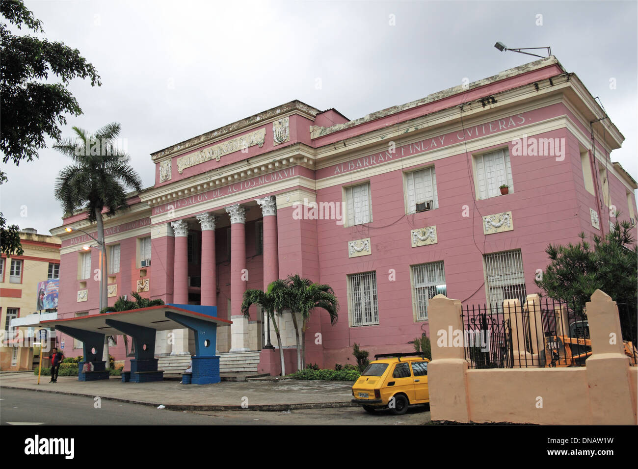 Hôpital Général Calixto García, Avenida de la Universidad, Vedado, La Havane, Cuba, mer des Caraïbes, l'Amérique centrale Banque D'Images