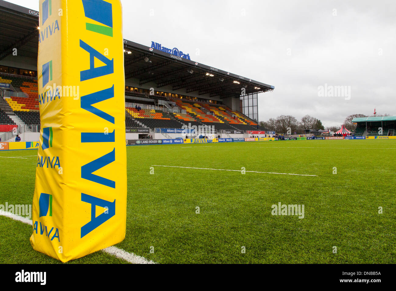 Londres, Royaume-Uni. Dec 21, 2013. Vue générale d'Allianz Park avant l'Aviva Premiership match entre sarrasins et Leicester Tigers. Credit : Action Plus Sport/Alamy Live News Banque D'Images