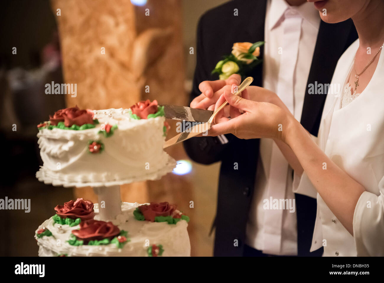 Jour de mariage. Gâteau de mariage Banque D'Images