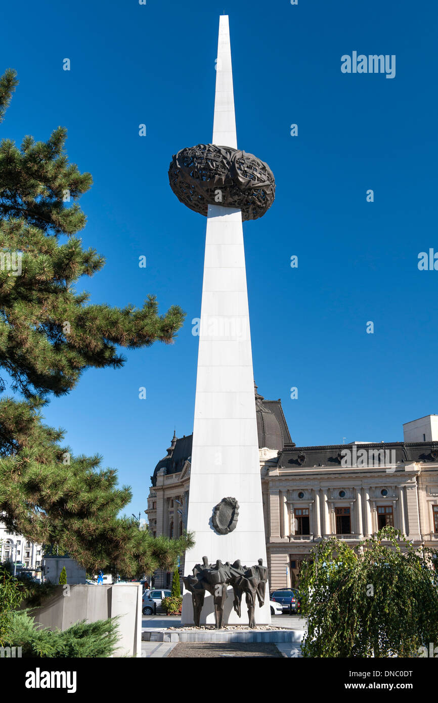 Le monument de la Renaissance sur la place de la révolution à Bucarest, la capitale de la Roumanie. Banque D'Images