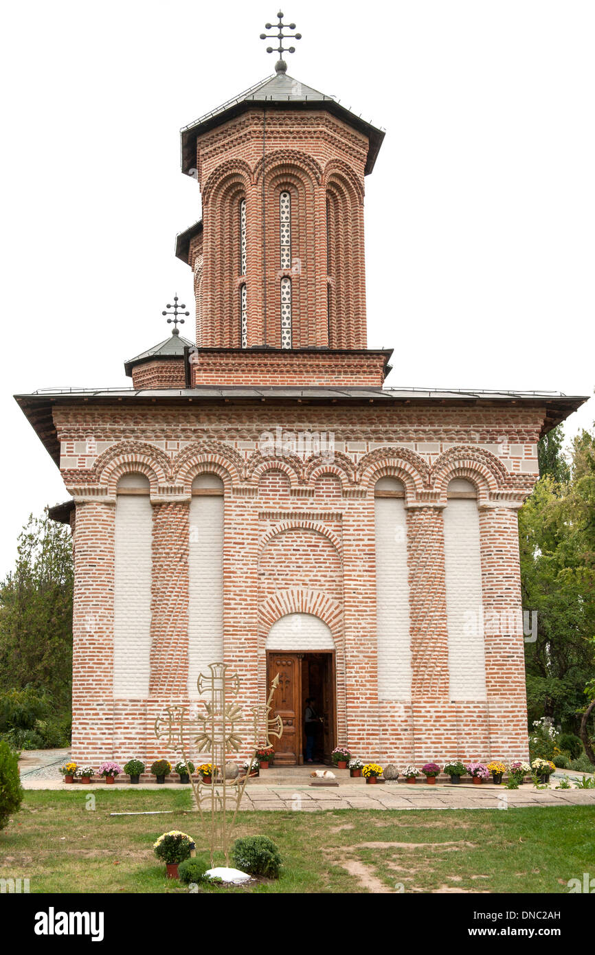 Monastère de Snagov en Roumanie où les restes de Vlad l'Empaleur (alias Dracula) sont dit de mentir. Banque D'Images