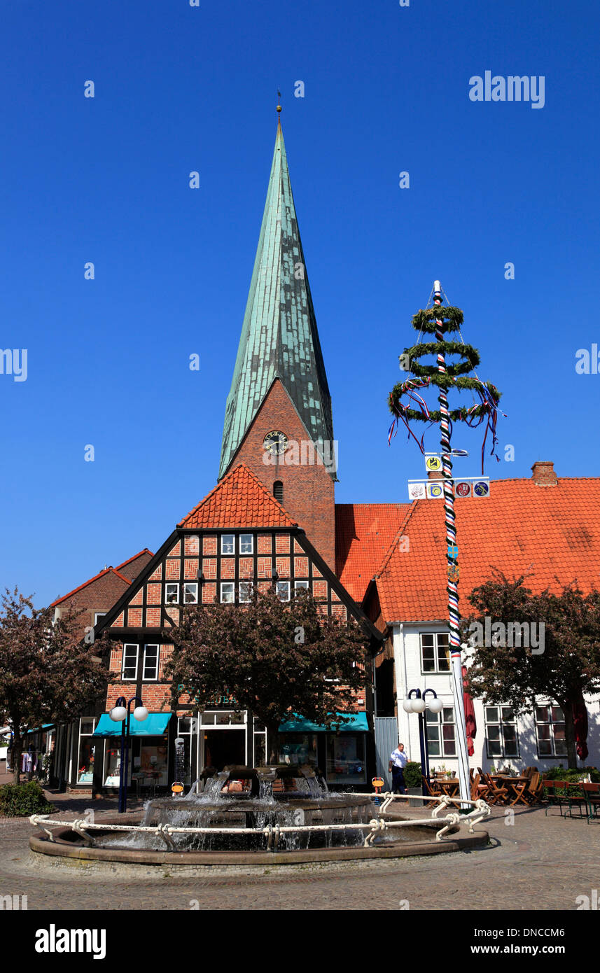 Eutin, fontaine à la place du marché, Holsteinische Schweiz, Schleswig-Holstein, Allemagne, Europe Banque D'Images