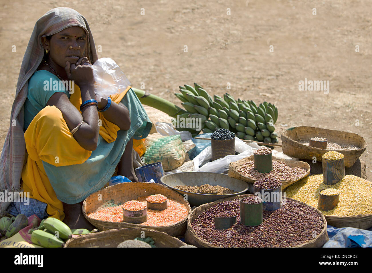 Marché tribal typique dans l'Orissa, Inde Banque D'Images