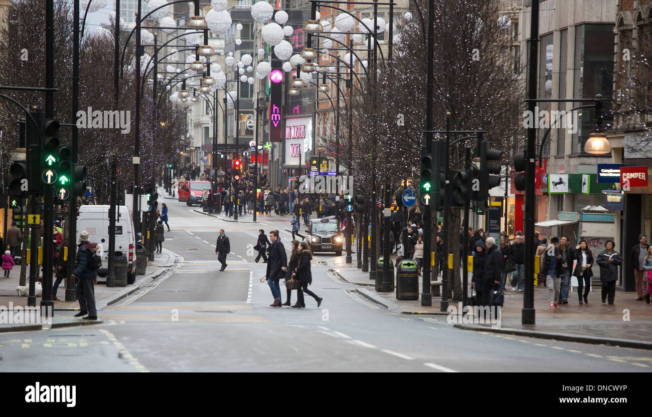 Les ventes de noël avant noël Londres Oxford street Banque D'Images