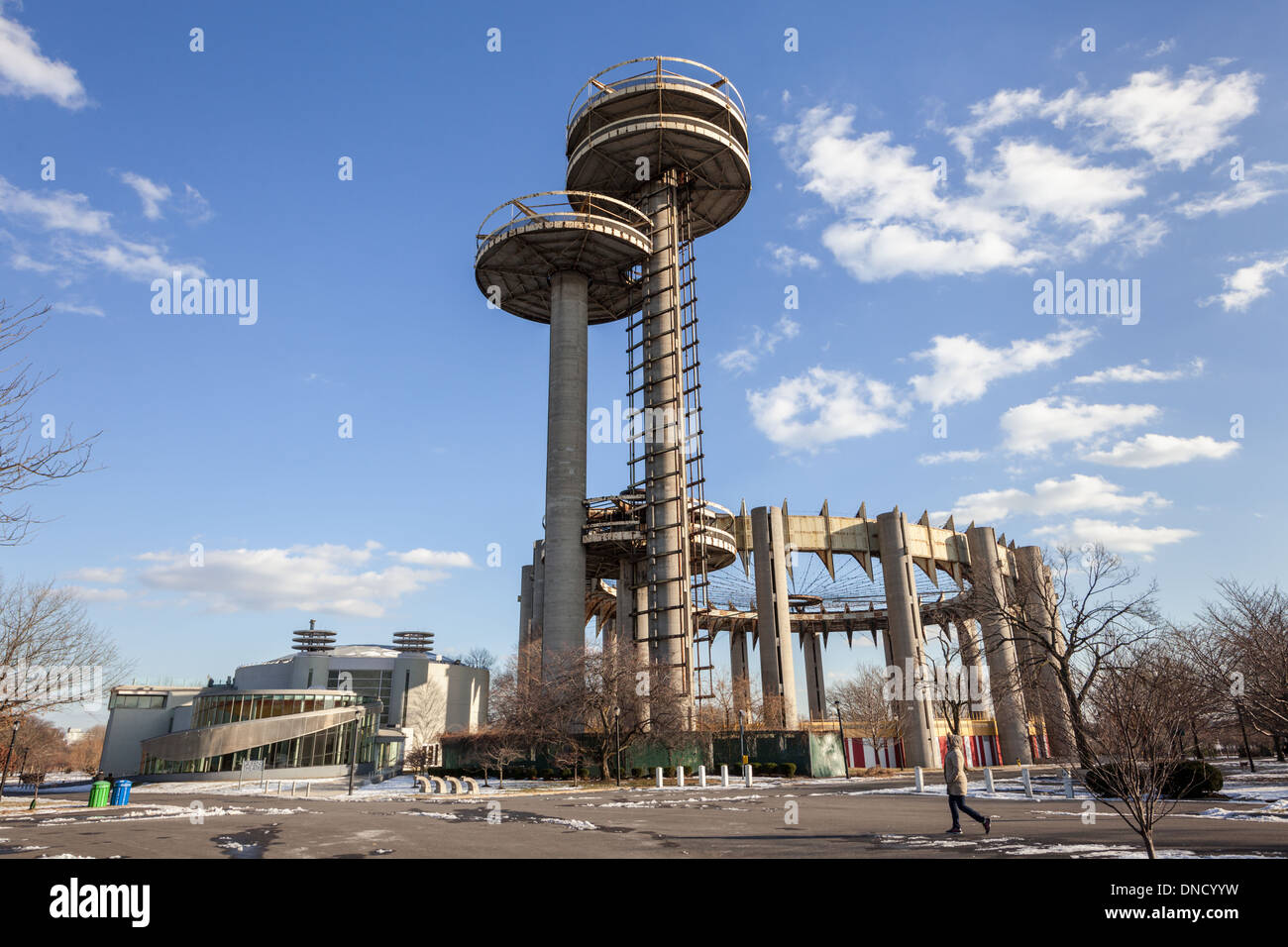Pavillon de l'État de New York, par Philip Johnson et Richard Foster, pour l'Exposition Universelle de 1964, Flushing Meadows, Queens, New York. Banque D'Images