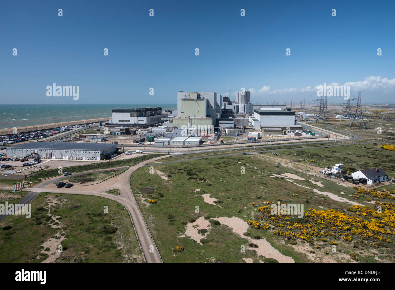Centrale nucléaire de Dungeness. Vu de Phare. Dungeness, Kent, Angleterre Banque D'Images
