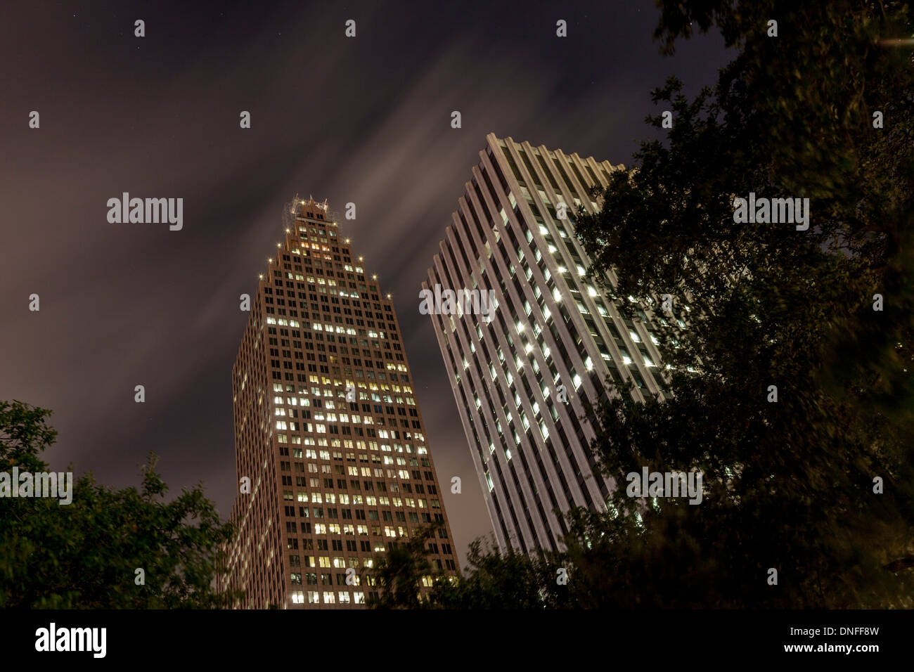 Le centre-ville la nuit à Houston Banque D'Images