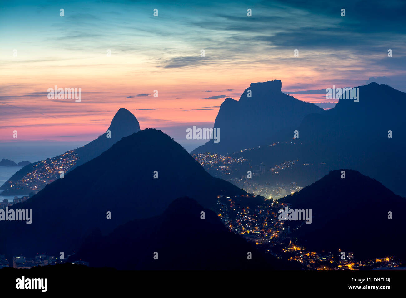 Soirée Aérienne Vue de Rio de Janeiro, Brésil Banque D'Images