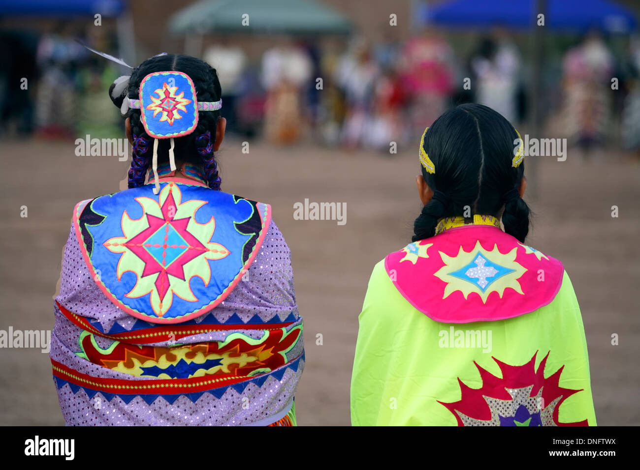 Indian girl danseurs, Pow Wow, Gallup Inter-Tribal Ceremonial, Nouveau Mexique USA Banque D'Images