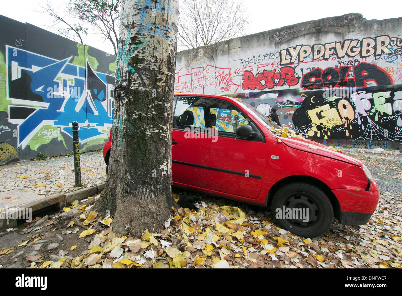 Mur de graffiti dans la région de Baixa de Lisbonne, Portugal Banque D'Images