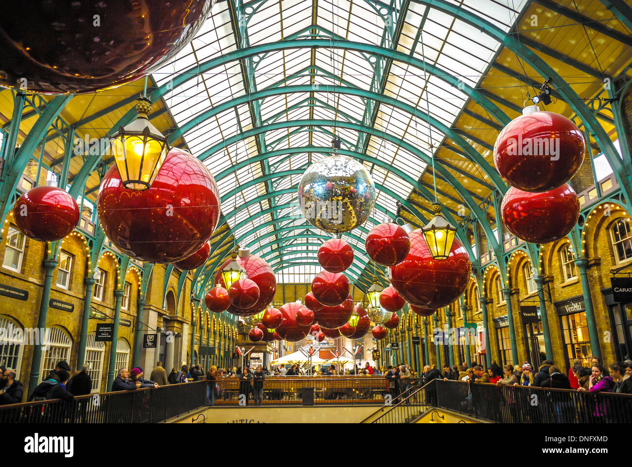 Décorations de Noël à Covent Garden, Londres, Royaume-Uni. Banque D'Images