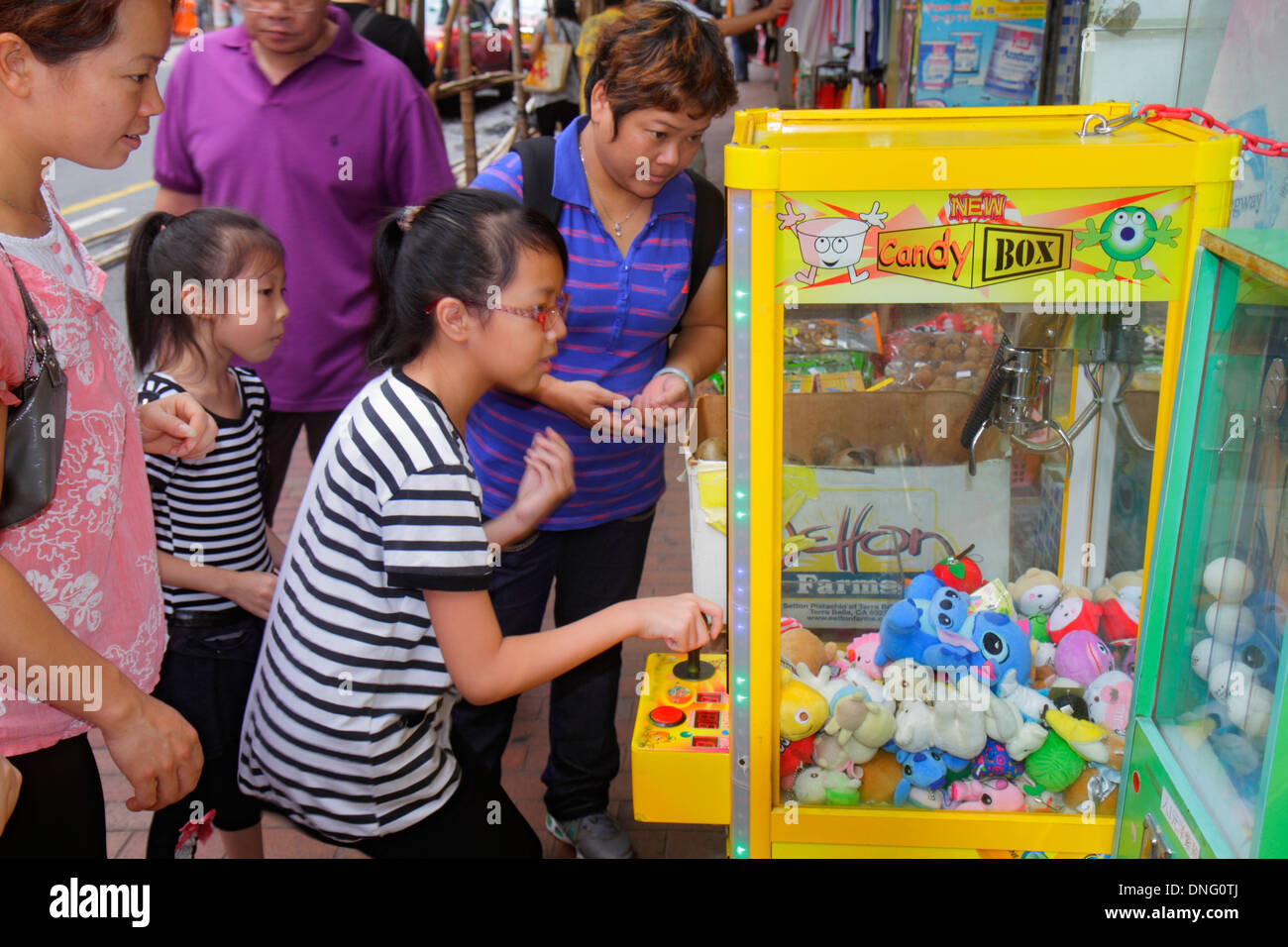 Hong Kong Chine,HK,Asie,Chinois,Oriental,Kowloon,Sam Shui po,Asiatiques asiatiques immigrants ethniques minorités,filles,jeunes jeunes jeunes Banque D'Images