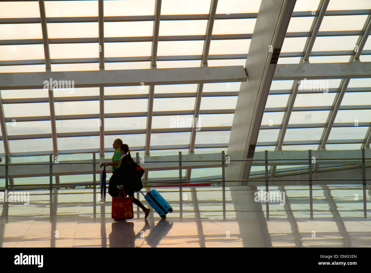 Beijing Chine,Chinois,Beijing Capital International Airport,PEK,terminal 3,T3,Express train Station,plate-forme,homme asiatique hommes hommes,adulte,adultes,femme fem Banque D'Images