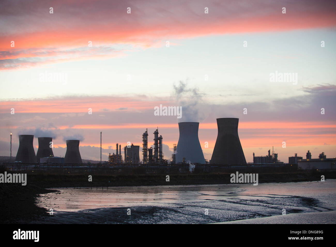 L'usine pétrochimique de Grangemouth et accueil à l'Ecosse de l'industrie de la raffinerie de pétrole appartenant à Ineos, Royaume-Uni. Banque D'Images