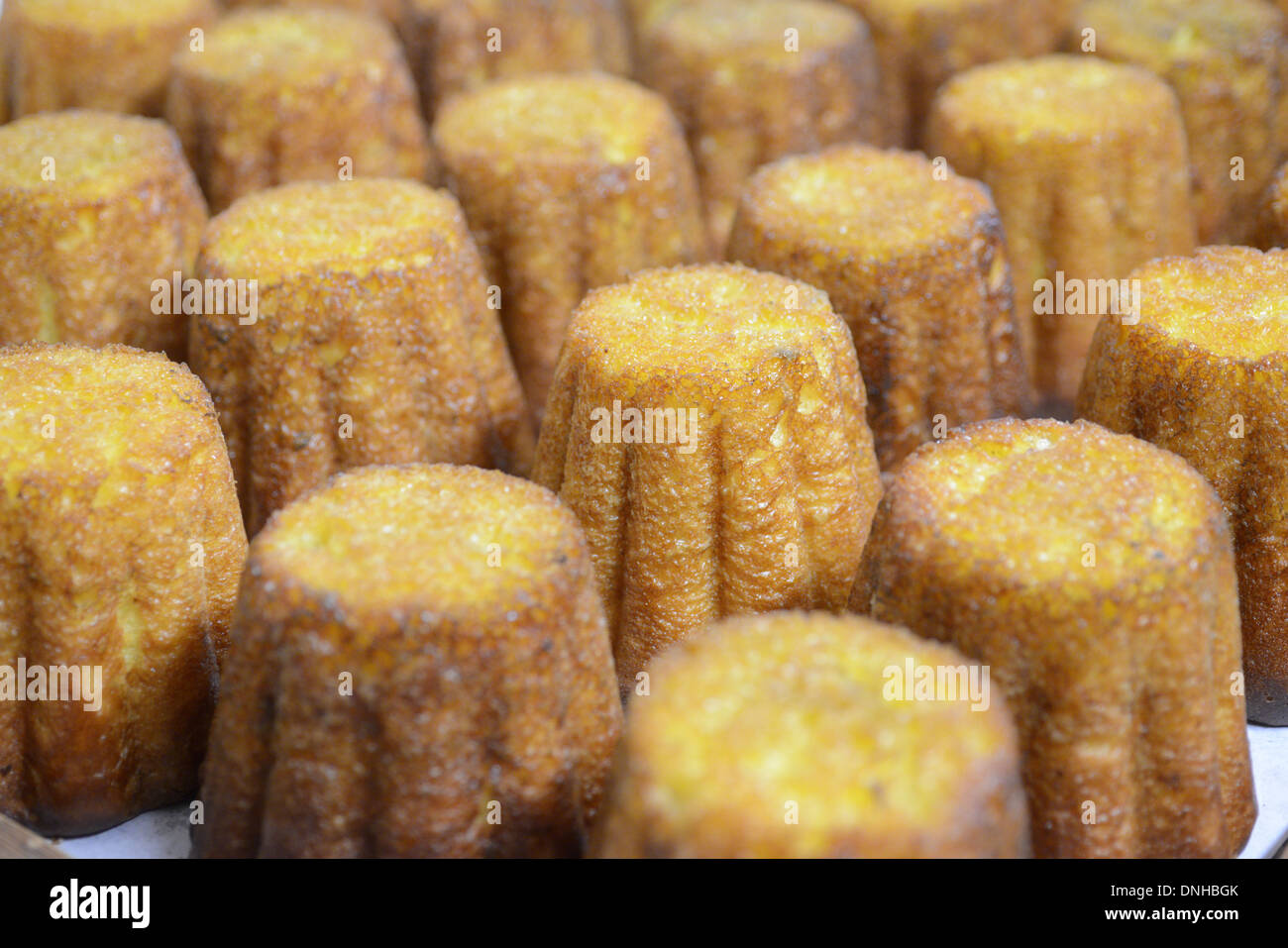 Gateau battu Banque de photographies et d’images à haute résolution - Alamy