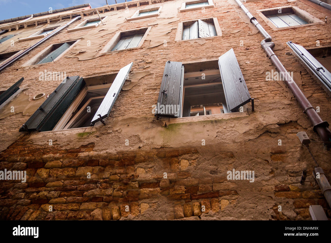 Portrait d'un immeuble résidentiel, Venise, Vénétie, Italie Banque D'Images