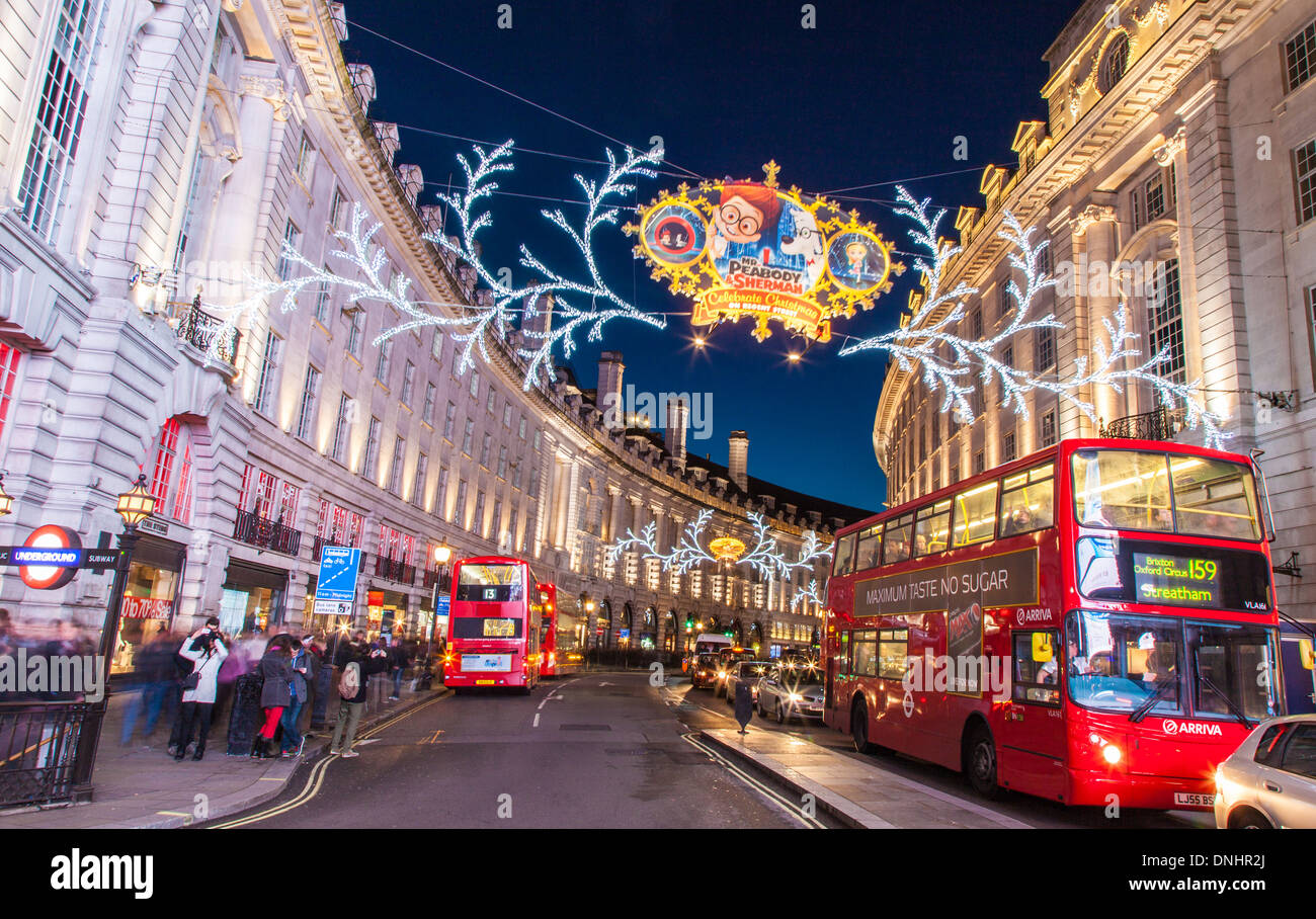 Lumières de Noël 2013 Regent Street Night London UK Banque D'Images