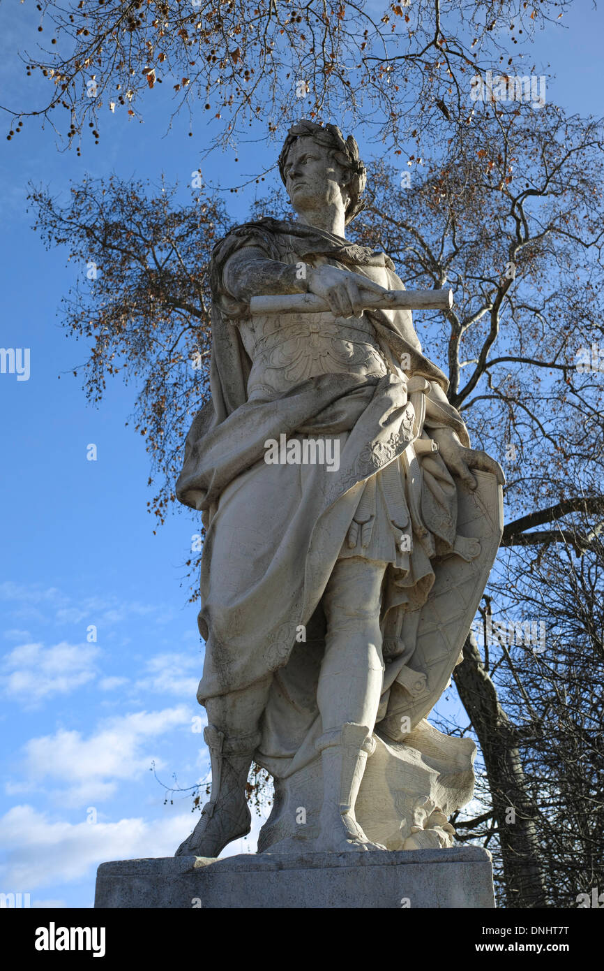 Statue de Jules César par Nicolas Coustou (1722), Jardin des Tuileries, Paris, France Banque D'Images