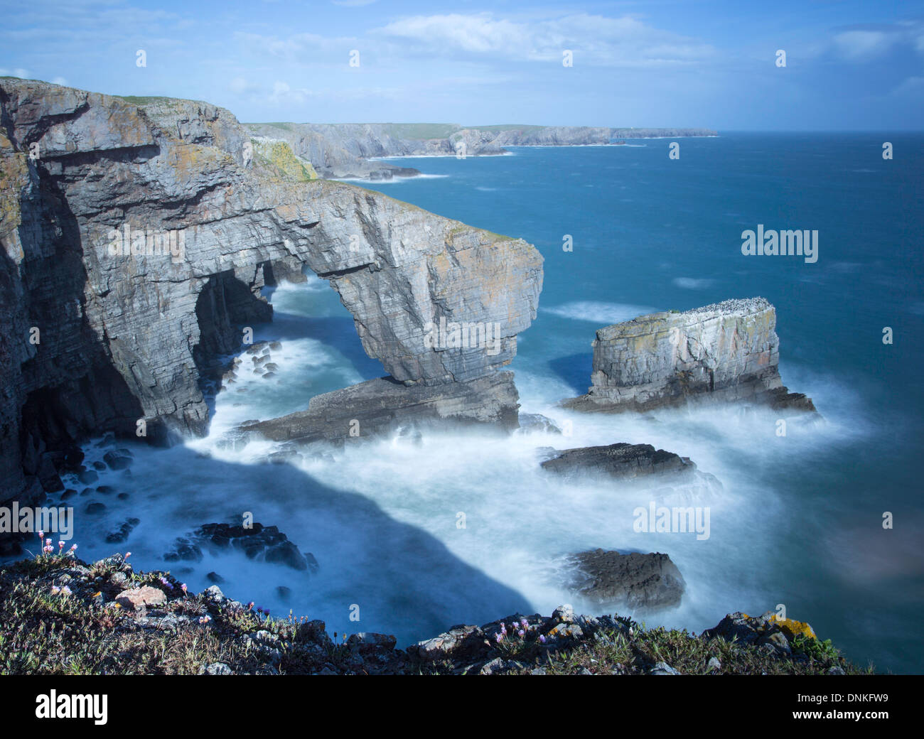 Photo de paysage du Pont Vert rock arch Banque D'Images