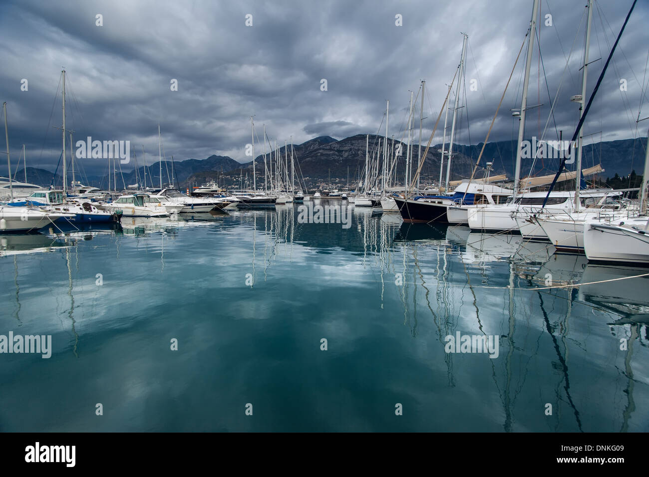 Beaux yachts dans la baie Banque D'Images