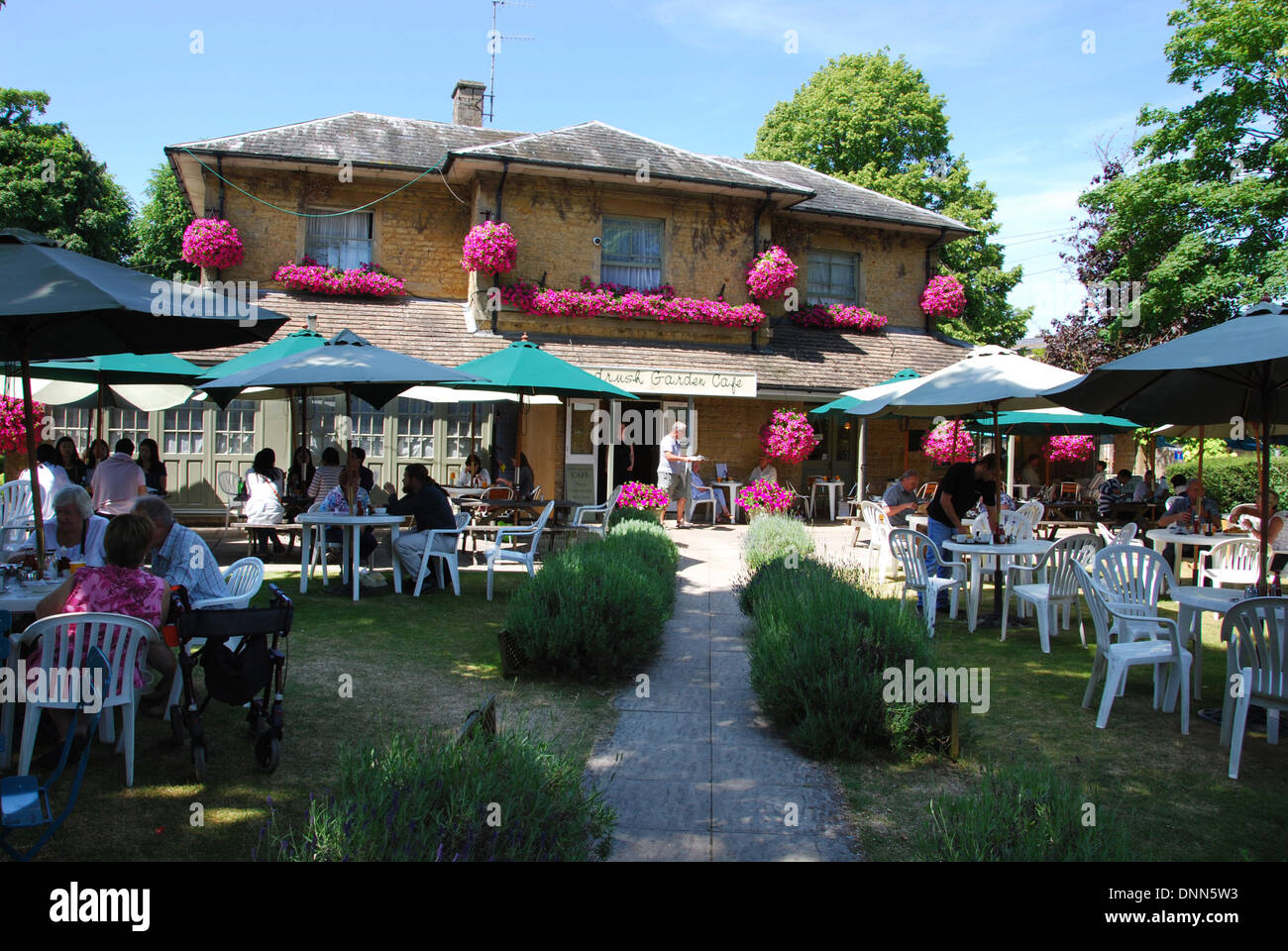 Windrush Garden Cafe en Bourton On The Water, Cotswolds, Royaume-Uni Banque D'Images