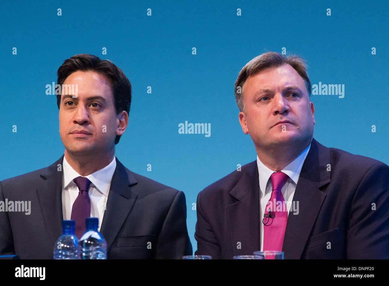 Les deux Eds-Miliband et balles,Leader et Chancelier, lors de la conférence du parti travailliste à Brighton 2013 Banque D'Images