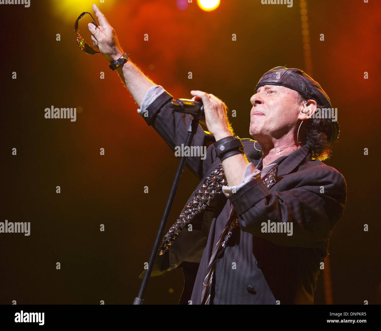 Milwaukee, Wisconsin, États-Unis. 30 Juin, 2012. Le chanteur KLAUS MEINE de Scorpions fonctionne à 2012 Summerfest à Milwaukee, Wisconsin © Daniel DeSlover/ZUMAPRESS.com/Alamy Live News Banque D'Images