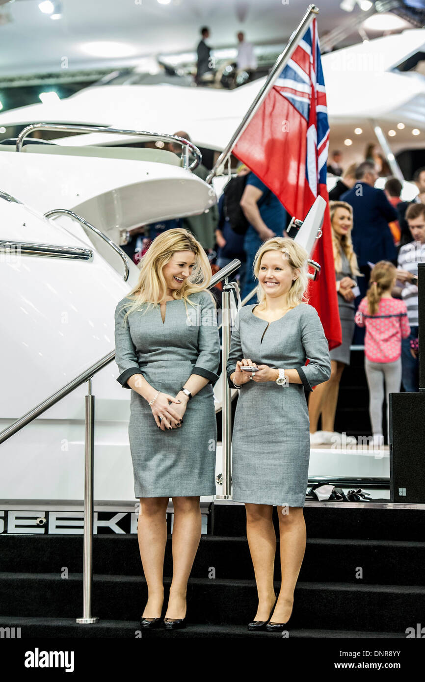 Londres, Royaume-Uni. 08Th Jan, 2014. Le Sunseeker stand. Le London Boat Show ouvre à l'Excel Centre, Docklands, London, UK Crédit : Guy Bell/Alamy Live News Banque D'Images