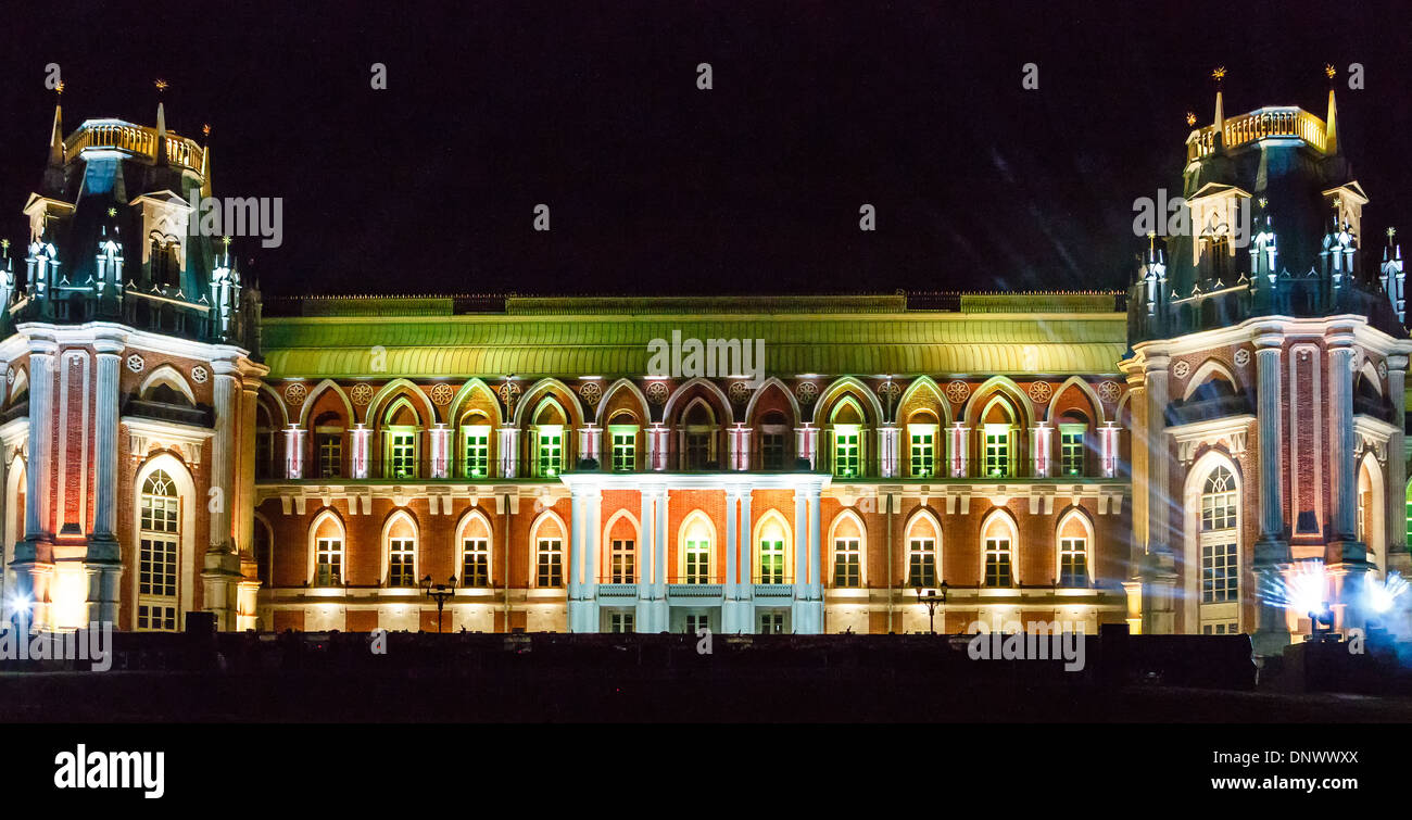 Au cours de l'éclairage du palais du festival lumière Banque D'Images