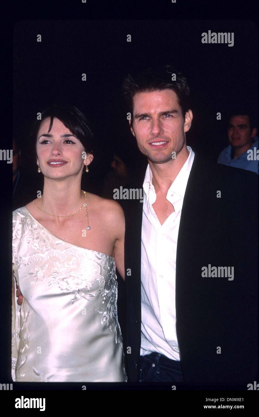 1 janvier 2000 - 12/10/01.La ''VANILLA SKY'' EN PREMIÈRE MONDIALE AU.Mann's Chinese Theatre, à Hollywood, CA.. ED GELLER/(2001 Image : © Crédit Photos Globe/ZUMAPRESS.com) Banque D'Images