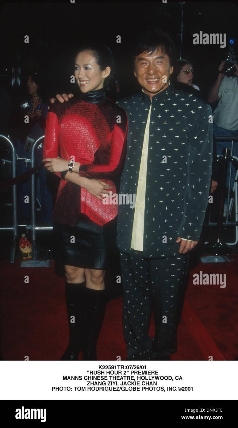 26 juillet 2001 - K22581TR:26/07/01 l'heure de pointe.''2'' PREMIERE.MANNS Chinese Theatre, à Hollywood, CA.Zhang Ziyi, JACKIE CHAN . TOM RODRIGUEZ/(2001 Image Crédit : © Globe Photos/ZUMAPRESS.com) Banque D'Images