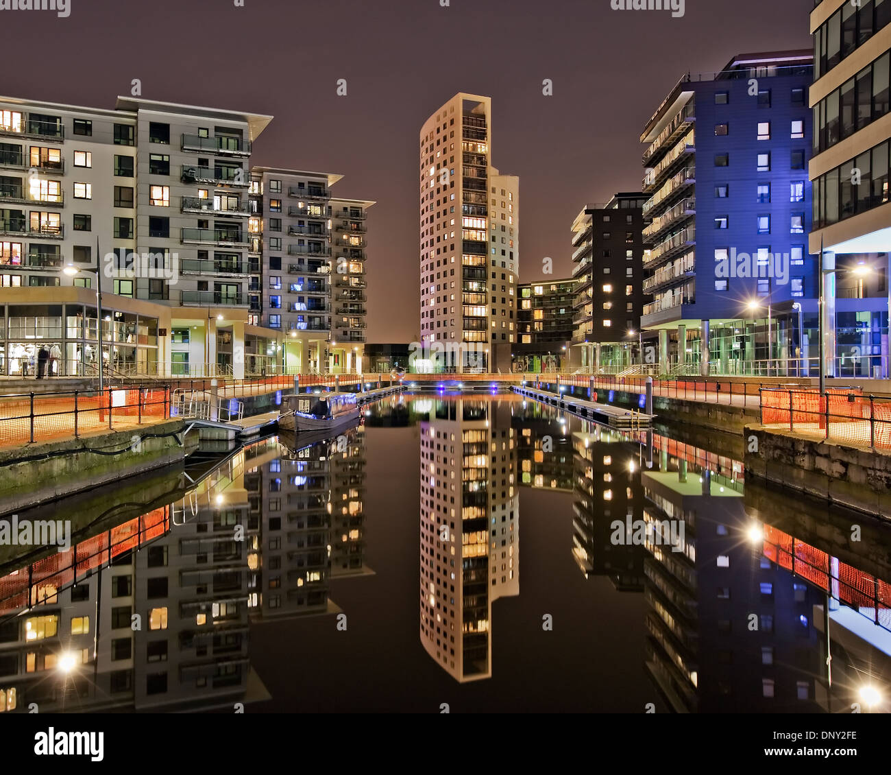 Clarence Dock Leeds de nuit Banque D'Images