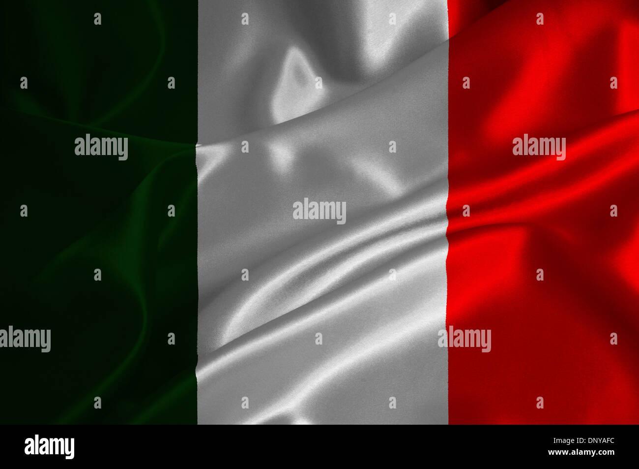 Italie drapeau sur la finition satinée. Banque D'Images