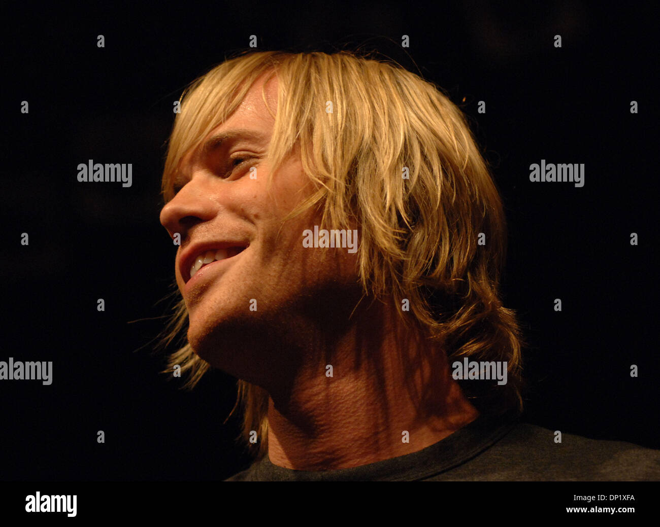 11 mai 2006, Norfolk, VA, USA ; ancien chanteur OTOWN ASHLEY PARKER ANGEL apporte le pop à la NORVA. Crédit obligatoire : Photo de Jeff Moore/ZUMA Press. (©) Copyright 2006 by Jeff Moore Banque D'Images