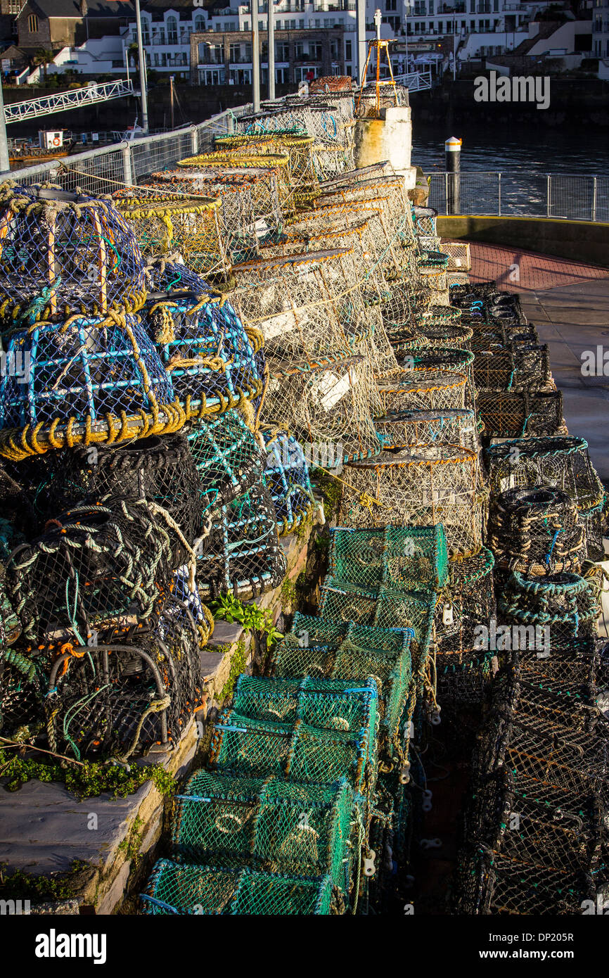 Des casiers à homard, homard, brixham brixham harbour,la flotte de chalutiers,le bord,voile, bouy, Brixham, attraper, crabe, dock, poisson, pêcheur Banque D'Images