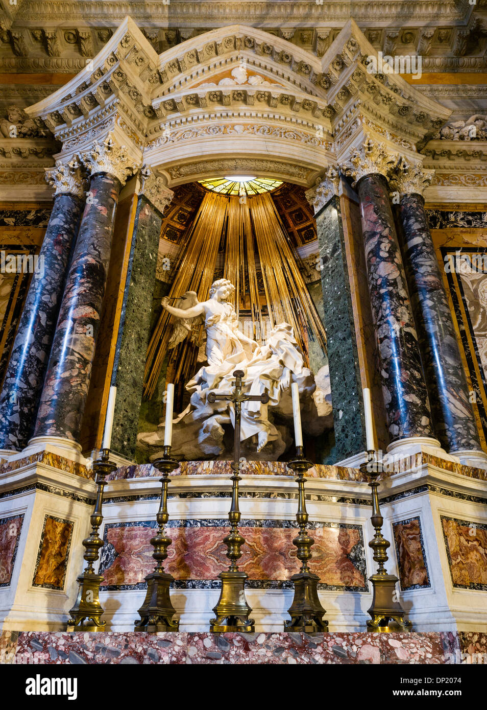 Sculpture 'Extase de Sainte Thérèse", chapelle Cornaro, église de Santa Maria della Vittoria, Rome, Latium, Italie Banque D'Images