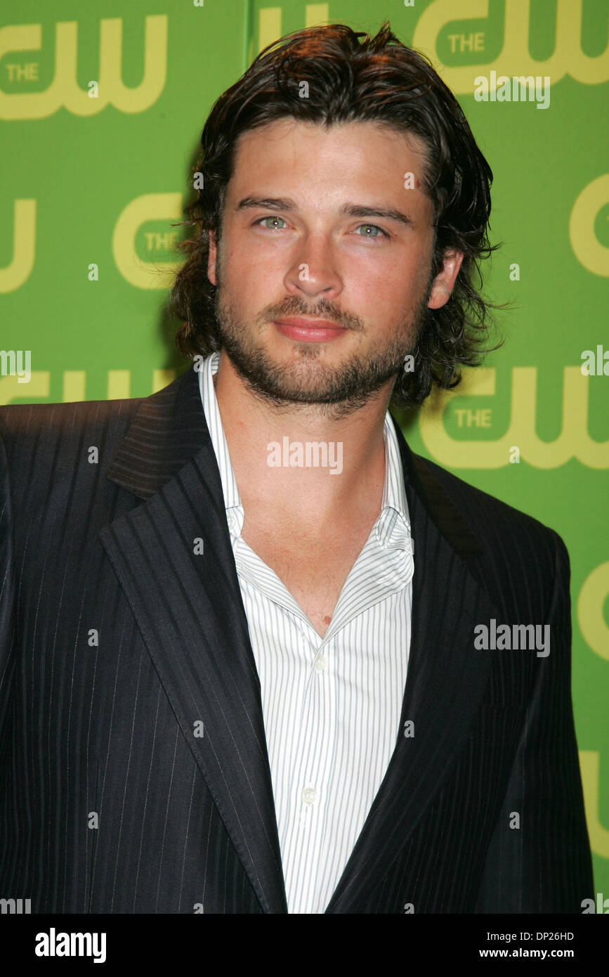 Le 18 mai, 2006 ; New York, NY, USA ; Acteur Tom Welling à l'arrivée pour les CW Upfront Primetime 2006-2007 tenue au Madison Square Garden. Crédit obligatoire : Photo par Nancy/Kaszerman ZUMA Press. (©) Copyright 2006 by Kaszerman Banque D'Images