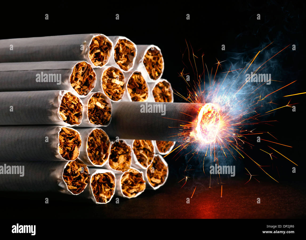 Dangers du tabagisme, conceptual image Banque D'Images