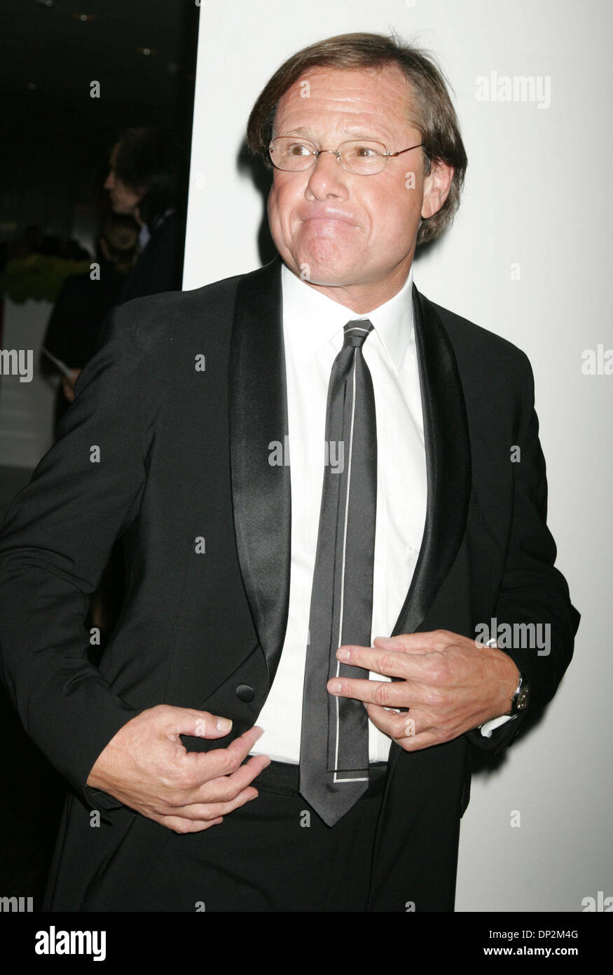 Jun 06, 2006 ; New York, NY, USA ; Michael Ovitz au Museum of Modern Art's 38th annual 'Parti dans le jardin' cas honorer Joan Tisch et Sarah Jessica Parker. Crédit obligatoire : Photo par Nancy/Kaszerman ZUMA Press. (©) Copyright 2006 by Kaszerman Banque D'Images