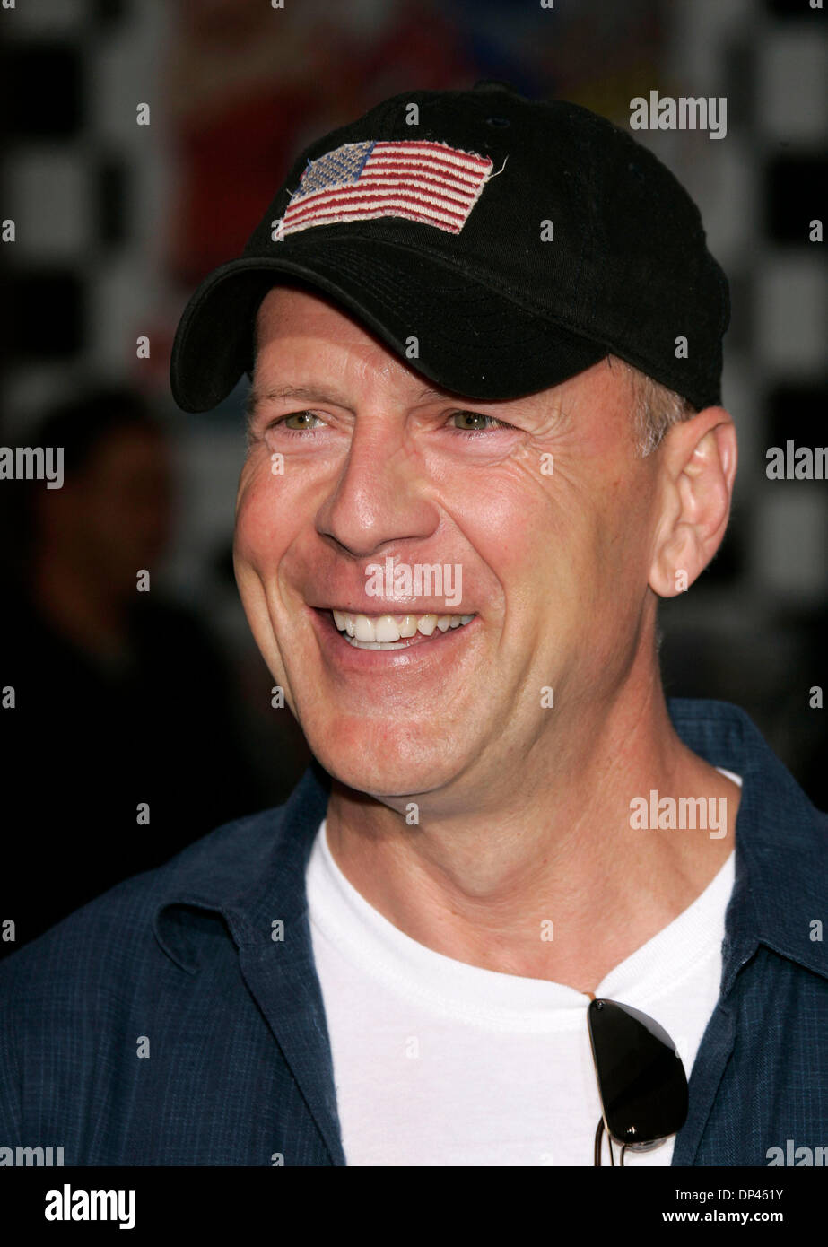 Jul 26, 2006 ; Hollywood, Californie, USA ; acteur Bruce Willis au "Talladega Nights : The Ballad of Ricky Bobby" Los Angeles Premiere tenue au Théâtre Chinois de Mann. Crédit obligatoire : Photo de Lisa O'Connor/ZUMA Press. (©) Copyright 2006 by Lisa O'Connor Banque D'Images