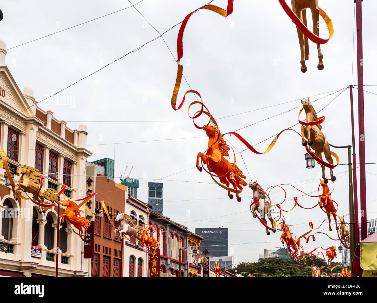 Année du cheval, des décorations du Nouvel An chinois dans Chinatown, Singapour Banque D'Images