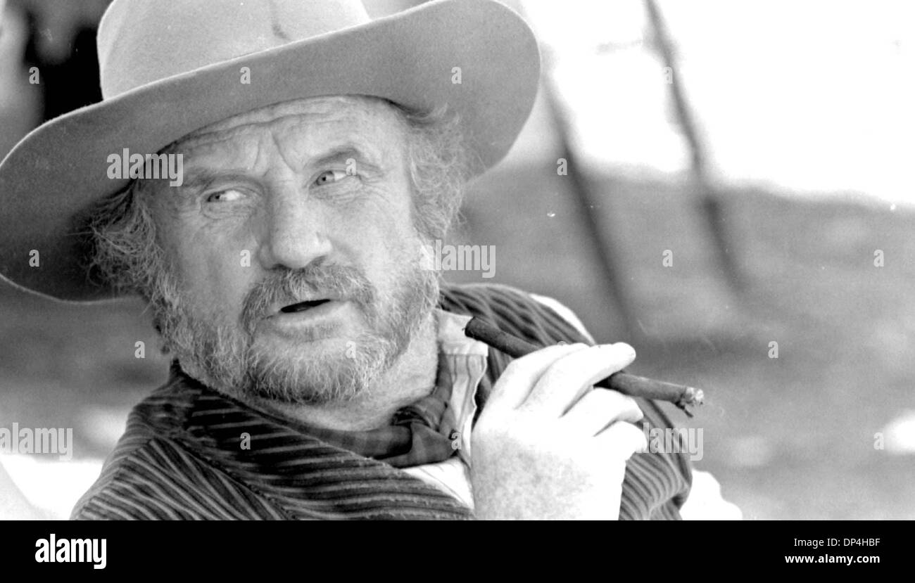 26 juillet 2006 - JACK WARDEN SUR L'ENSEMBLE DE BILLY double chapeau.(Image Crédit : © Globe Photos/ZUMAPRESS.com) Banque D'Images