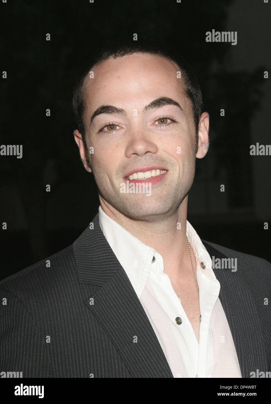 Aug 25, 2006 ; Los Angeles, CA, USA ; l'Acteur JOHN HENSLEY à la saison quatre première projection de Nip/Tuck a tenu sur le lot, les Studios Paramount à Hollywood. Crédit obligatoire : Photo par Paul Fenton/ZUMA KPA.. (©) Copyright 2006 by Paul Fenton Banque D'Images