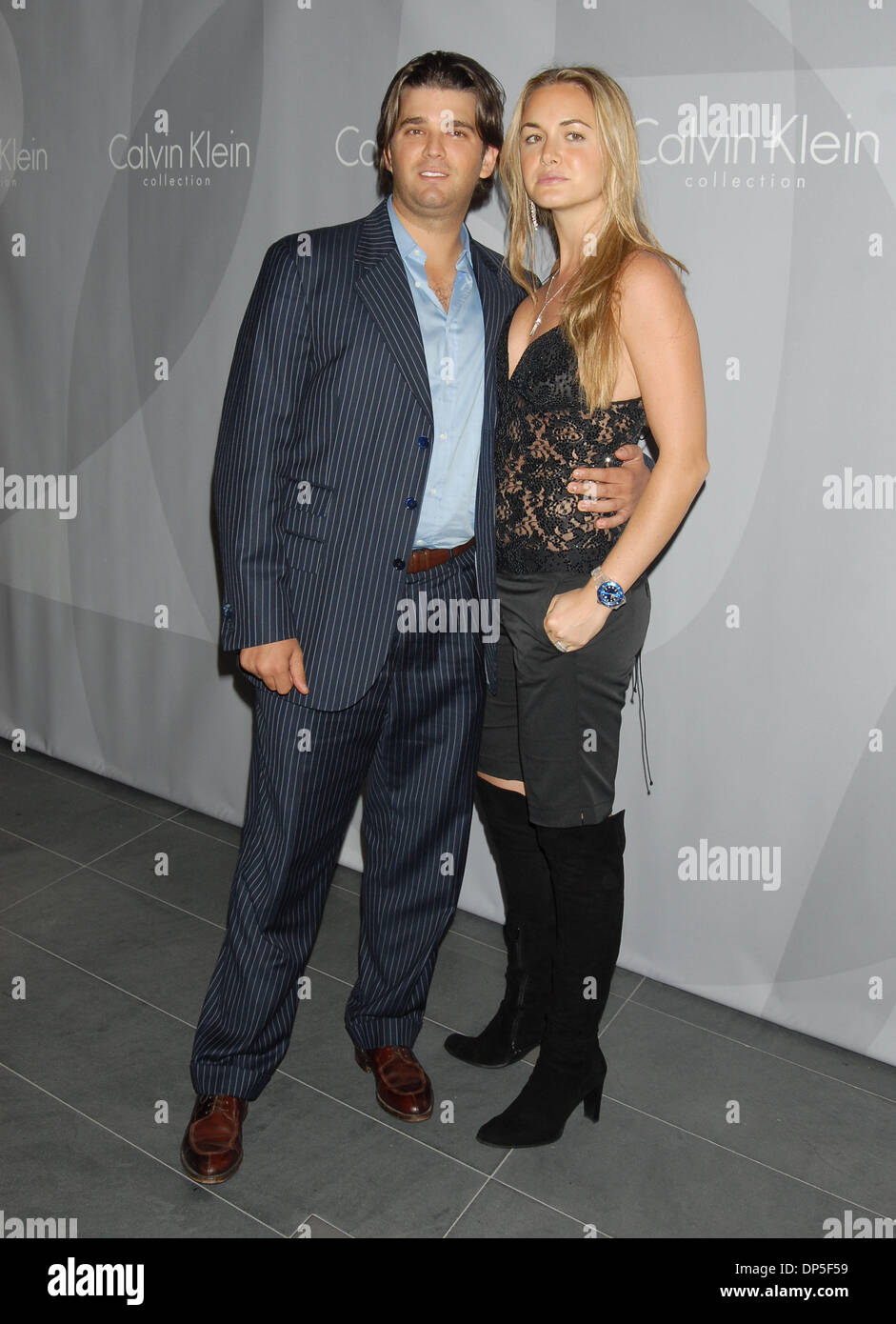 Sep 14, 2006 ; New York, NY, USA ; Donald Trump JR. AVEC VANESSA HAYDON, à l'afterparty Calvin Klein au printemps 2007 qui a eu lieu au World Trade Center 7. Crédit obligatoire : Photo par Dan Herrick/ZUMA KPA. (©) Copyright 2006 by Dan Herrick Banque D'Images