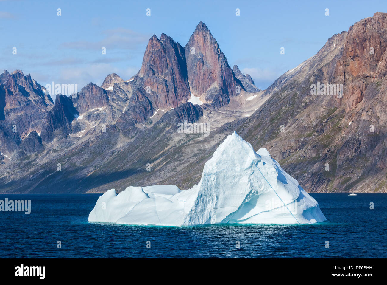 Iceberg dans le Prince Christian Sound, Groenland Banque D'Images